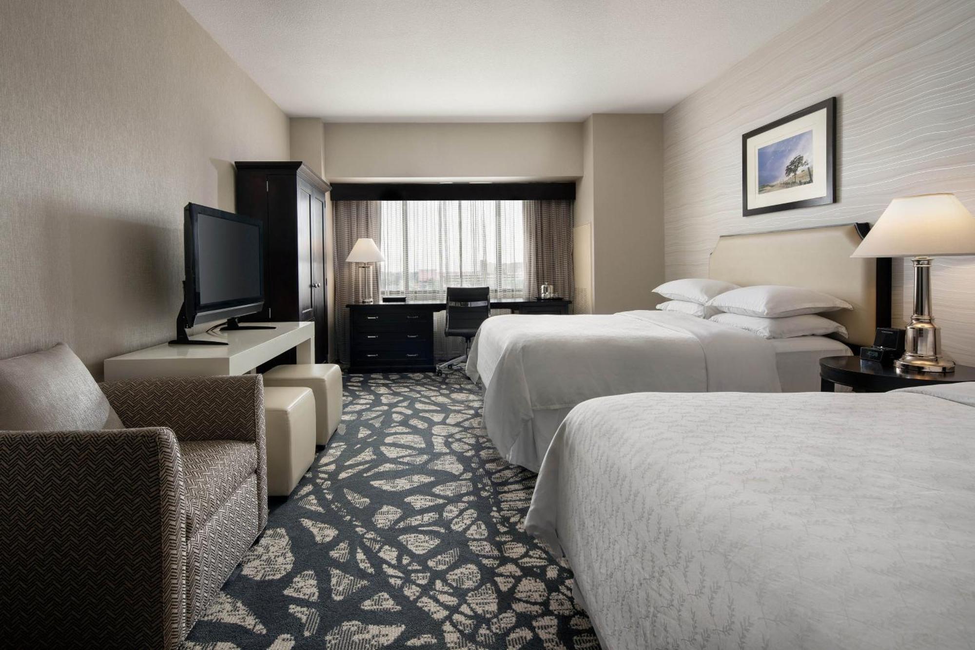 Sheraton Garden Grove-Anaheim South Exterior foto