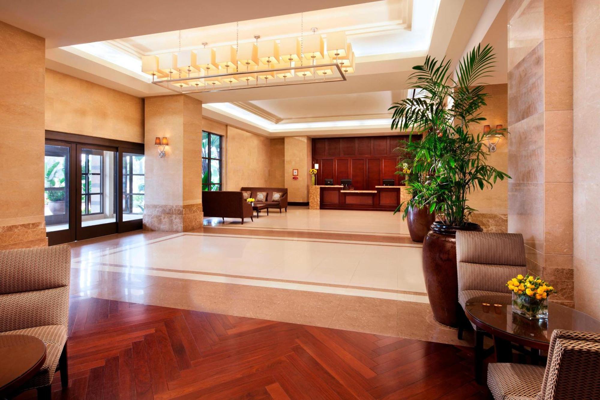 Sheraton Garden Grove-Anaheim South Exterior foto